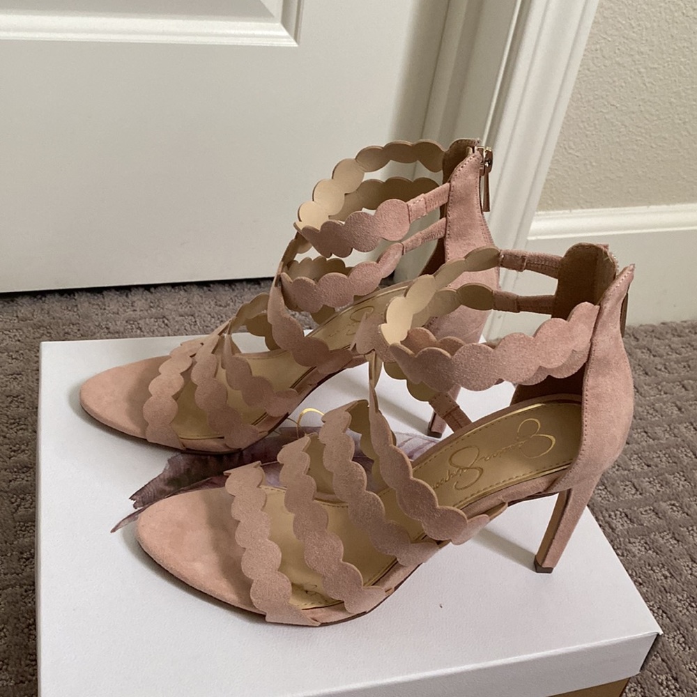 Jessica Simpson heels - Picture 4 of 4